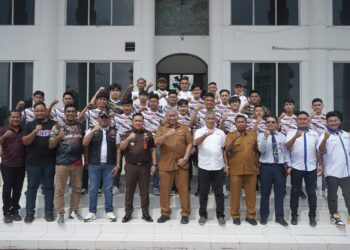 Bertanding di Liga Futsal Nusantara, Sekda Lepas Asahan Futsal Club