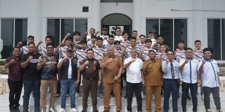 Bertanding di Liga Futsal Nusantara, Sekda Lepas Asahan Futsal Club