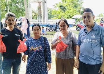 Idul Adha 1446 H, Karyawan PT Timah Bagikan Daging Kurban