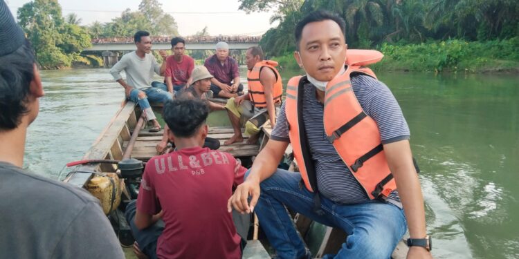 Hari Kedua Pencarian Siswa SMA Swadaya Pulau Rakyat Hayut Di Sungai Asahan Belum Ditemukan
