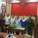 Bupati Natuna Beri Kejutan Ultah untuk Deputi 1 BNPP di Tengah Rapat Strategis Perbatasan