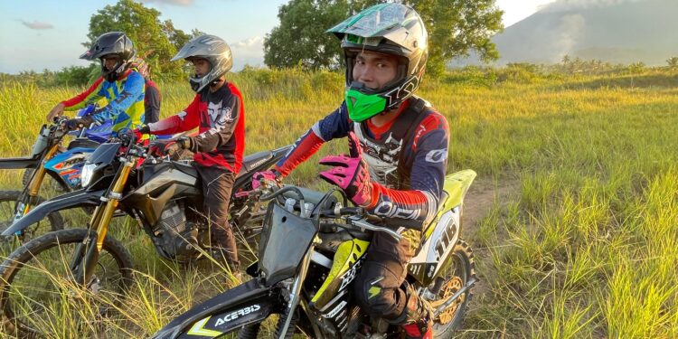 Natuna, Surganya Motor Trail, Jelajahi Hutan, Bukit, dan Pantai Ekstrem !