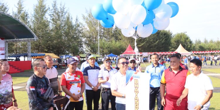 Polres Natuna Rayakan Hari Bhayangkara ke-79 Bersama Rakyat: Olahraga, Sunatan Massal, hingga Pasar UMKM