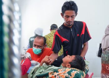 54 Anak di Kundur Ikuti Khitanan Masal Peringatan HUT PT Timah ke- 49