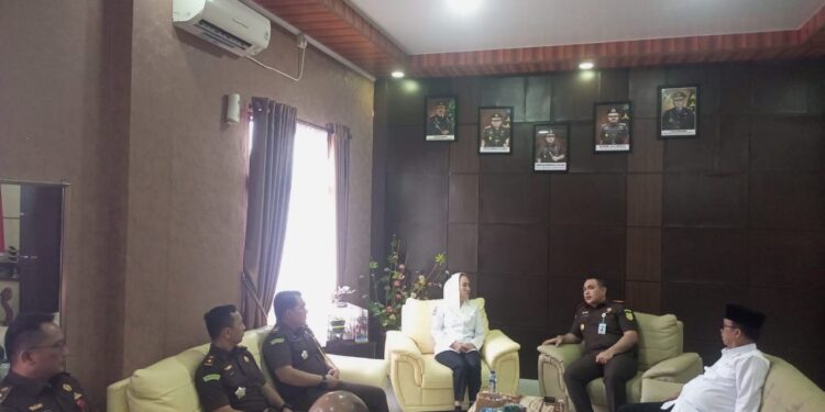 Kejaksaan Siap Kawal Pembangunan Natuna, Bupati : Pendampingan Hukum Itu Penting!