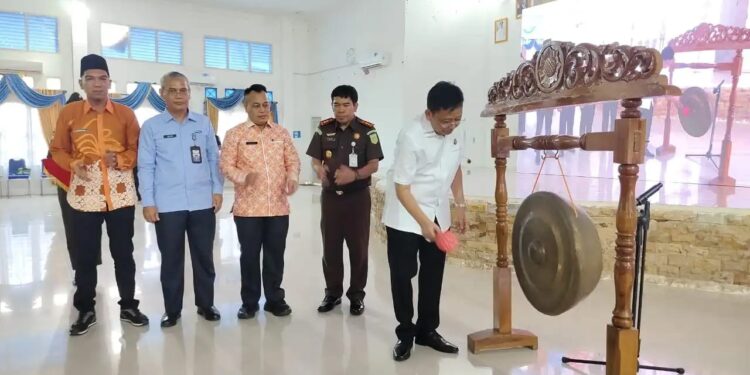Launching “Desa Juara” Bupati Nizar Siap Kawal Investasi dan Program Pemerintah Pusat