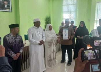 62 Jamaah Haji Tiba di Aceh Singkil, Kakan Kemenag: Jaga Kemabruran Ibadah