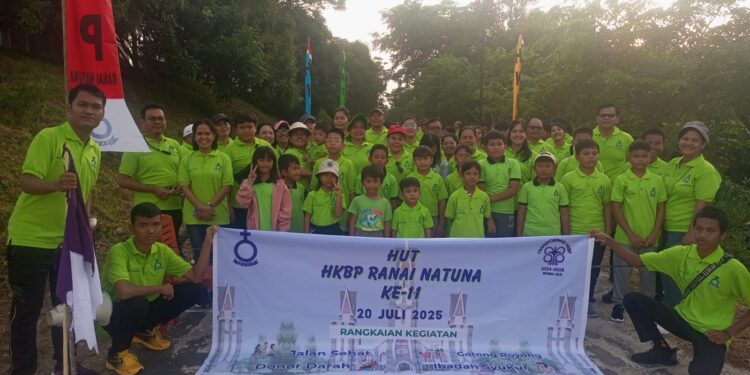 HKBP Natuna Hut ke 11 Tahun: Jalan Sehat, Donor Darah,Game kekompakan,Hadiah Siswa prestasi dan Semangat Membangun di Perbatasan Utara Indonesia
