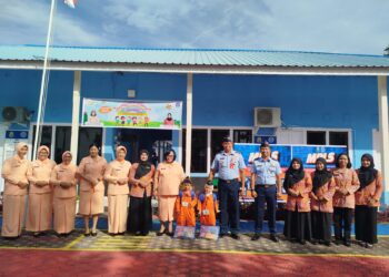 108 Siswa Baru TK Angkasa Natuna Disambut Hangat Danlanud RSA & Ketua Yasarini