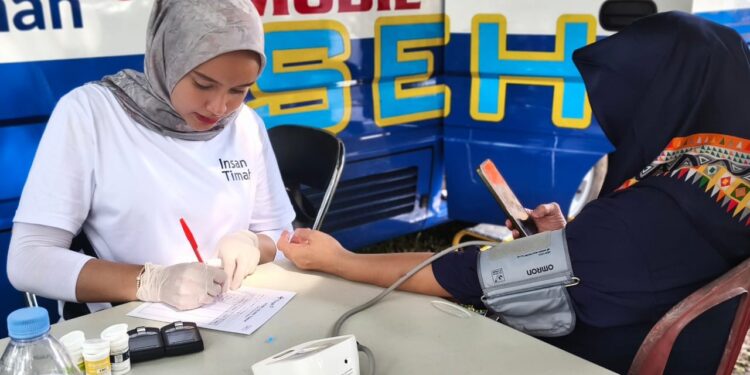 Masyarakat dan Karyawan PT Timah Kompak Donorkan Darah