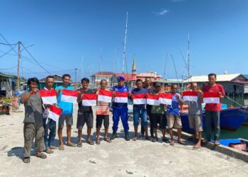 HUT RI ke-80, Satpolairud Polres Natuna Kibarkan Semangat Merah Putih di Laut Perbatasan