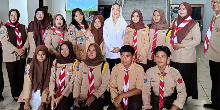 Cen Sui Lan Soroti Minimnya Guru Bersertifikasi di Natuna: Sekolah Rakyat Butuh Pengajar Unggul