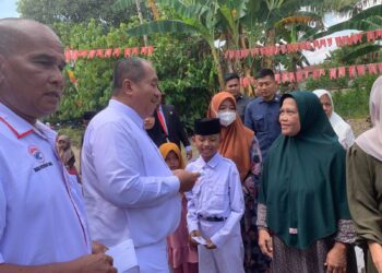 Di Tengah Padatnya Agenda 17 Agustus, Bupati Asahan Tetap Hadiri Bakti Sosial IWOI