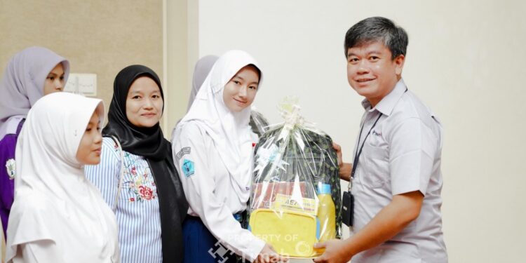 Dari Beasiswa Pendidikan Hingga UMKM, PT Timah Hadirkan Manfaat Nyata bagi Masyarakat di Wilayah Operasional