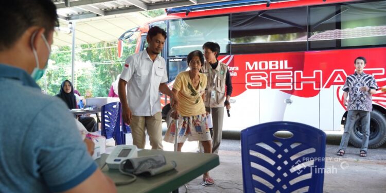 Mobil Sehat PT Timah Bantu Warga Tetap Sehat