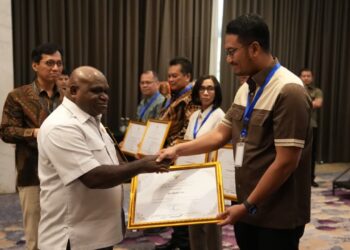 Komitmen Penuhi Standar HAM, PT Timah Terima Penghargaan PRISMA dari Menteri HAM 