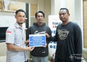 Ringankan Biaya Pengobatan Warga, PT TIMAH Tbk Berikan Tali Asih untuk Dazya 