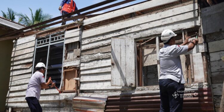 Rumah Warga Bangka Tengah Hampir Roboh, PT TIMAH Tbk Hadirkan Rumah Layak Huni untuk Aling