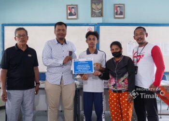 Dukung Generasi Muda Berprestasi, PT Timah Tbk Berikan Beasiswa Pendidikan untuk Pelajar SMA di Pangkalpinang 