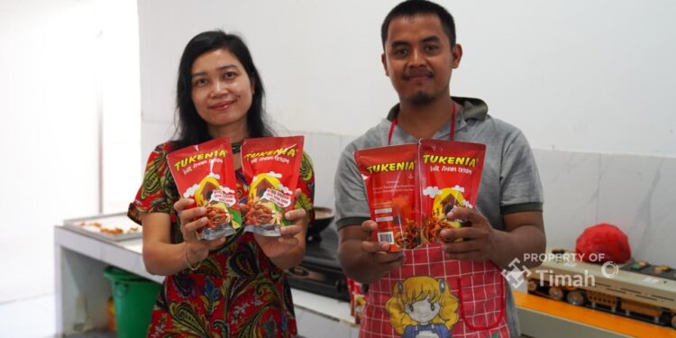Nia Sukses Kembangkan Camilan Kulit Ayam ‘Tukenia’ Berkat Dukungan PT Timah Tbk