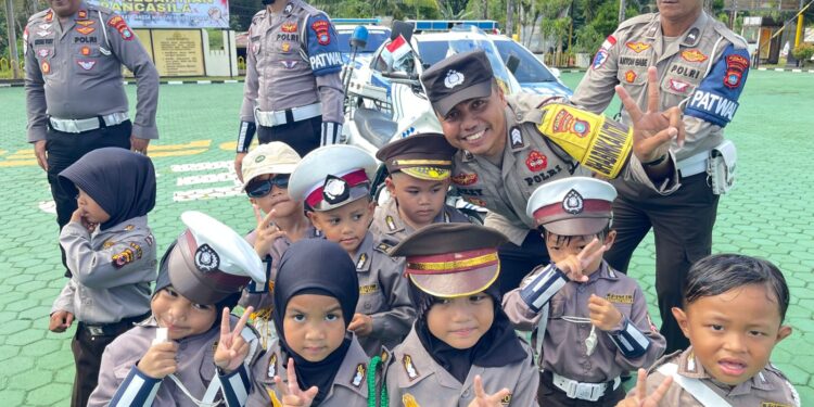 Polisi sahabat anak