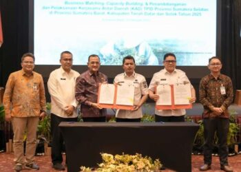 Dorong Penguatan Ekonomi Antar Daerah Bupati Solok Teken MOU dengan Pemprov Sumsel