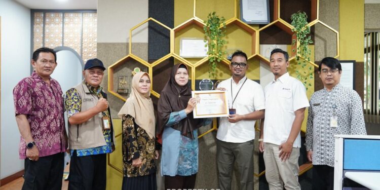 Kontribusi Besar di Sektor Pajak Air Permukaan, PT TIMAH Tbk Dapat Penghargaan