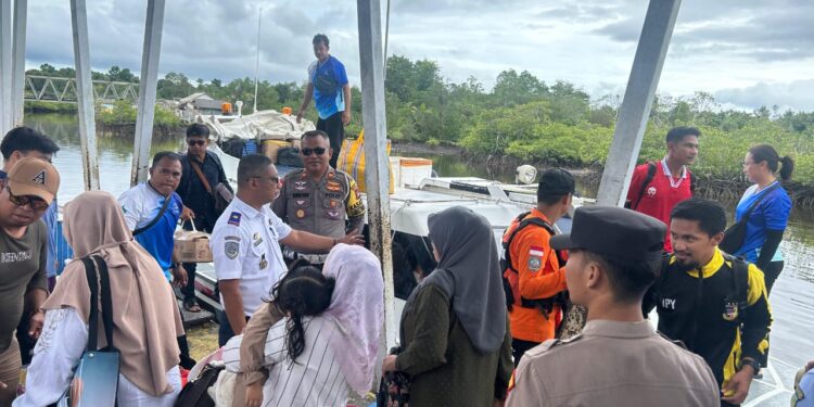 Lonjakan Penumpang Jelang Nataru, Operasi Lilin Seligi 2025 Pantau Ketat Pelabuhan Binjai Natuna