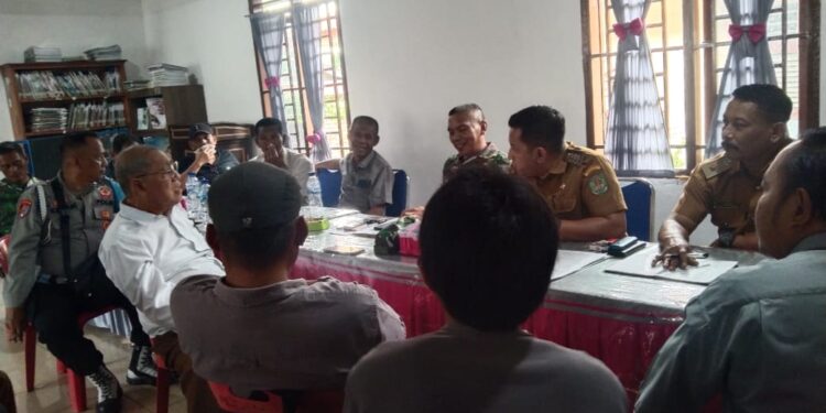 Pembangunan KDMP Di Lapangan Putra Bhakti Pulau Rakyat Pekan Diprotes Warga
