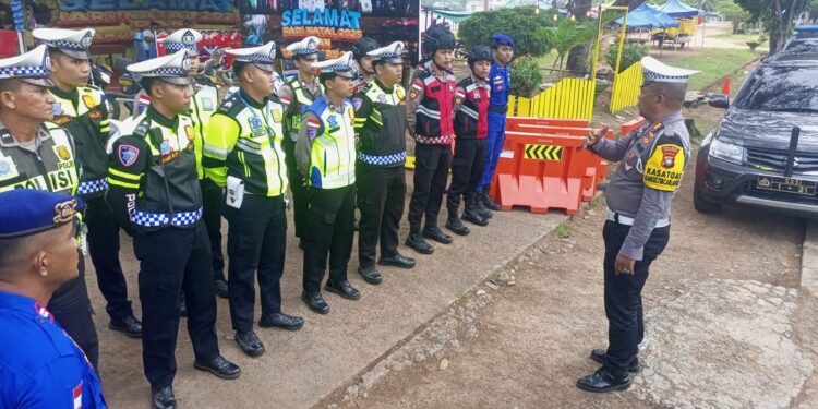Kasat Lantas Pimpin Patroli Pengamanan, Polres Natuna Jaga Objek Wisata Selama Libur Nataru