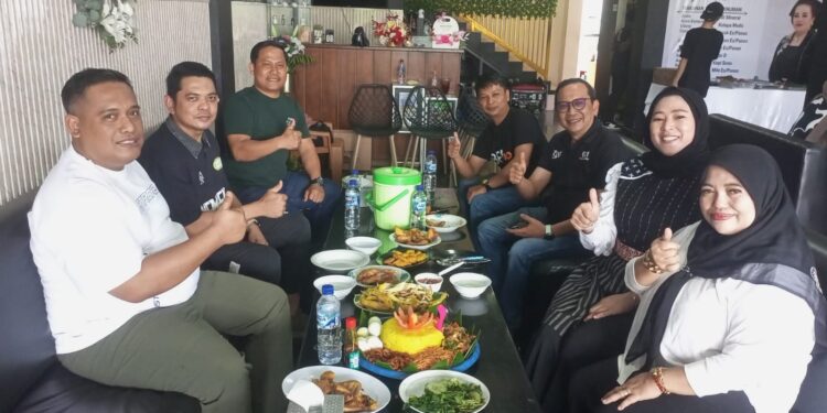 Sambal Mentah Bude Ida Jember Resmi Buka di Natuna, Kapolres: Rasanya Nendang dan Bikin Nagih