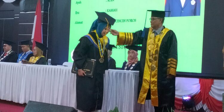 Wisuda 30 Sarjana, Willy Septinar: STIE Cakrawala Bakal Berubah Jadi Institut