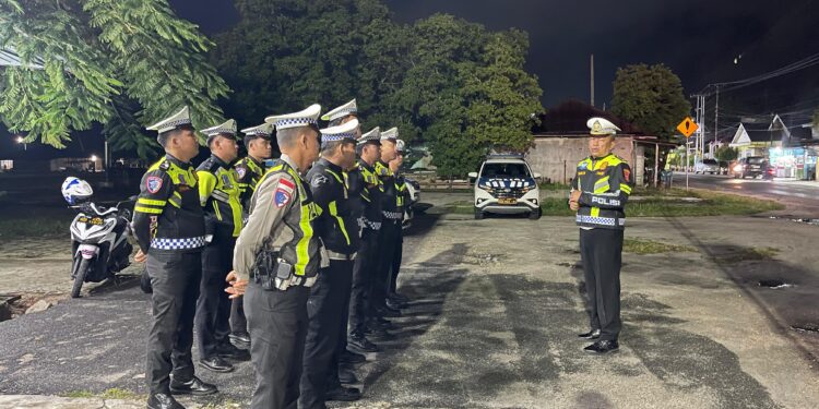 Satlantas Polres Natuna Amankan malam Puncak Perayaan Imlek di Penagi