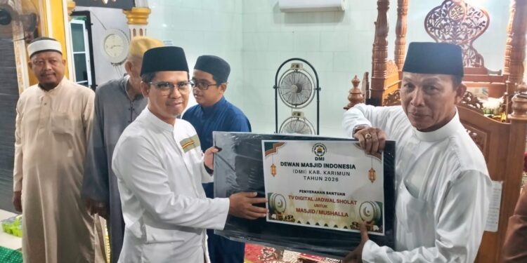 Safari Ramadhan Perdana di Masjid Al-Falah Sungai Pasir, Bupati Karimun Ajak Masyarakat Makmurkan Masjid