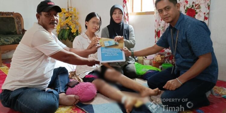 PT TIMAH Bantu Ringankan Biaya Pengobatan Rizki Ajijah