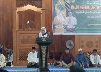 Malam Nuzulul Qur’an di Natuna, Bupati Cen Ingatkan Pentingnya Berbagi dan Peduli Sesama