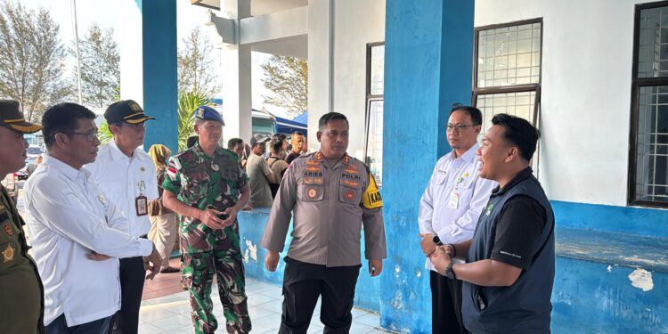 Seluruh Satuan Polres Natuna Turun Langsung, Pelayanan Arus Balik di Pelabuhan Penagi Jadi Prioritas Utama