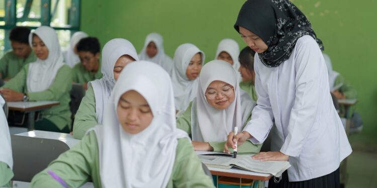 Lewat Program Pemali Boarding School PT TIMAH, 20 Siswa Lolos SNBP ke Perguruan Tinggi Negeri