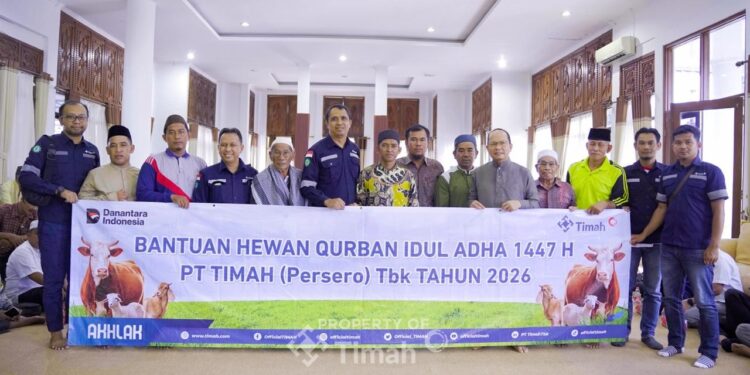 PT TIMAH Hadir untuk Masyarakat, Hewan Kurban Dibagikan ke Desa-Desa Operasional