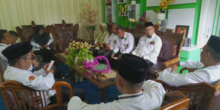 Panitia Qurban Kantor Kemenag Dharmasraya Gelar Persiapan Penyembelihan Pada Idul Adha 1447 H