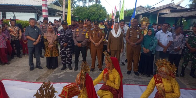 Pemerintah Perkuat Pulau Terdepan NKRI, Cen Sui Lan Bawa Program Pendidikan, Kesehatan dan Ekonomi ke Pulau Laut