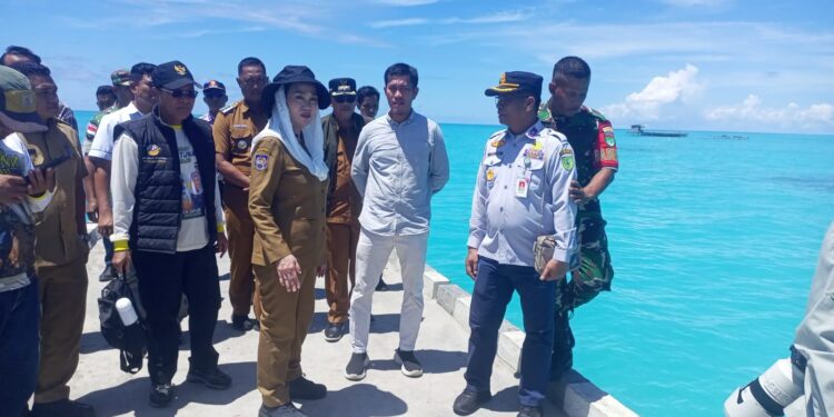 Di Tengah Efisiensi Anggaran, Cen Sui Lan Tetap Perjuangkan Pelabuhan dan Dua Kampung Nelayan di Pulau Laut