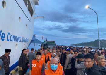 Kejari Natuna dan Polisi Kawal 15 Tahanan Lewat Jalur Laut Selama 30 Jam Menuju Lapas di Kepri