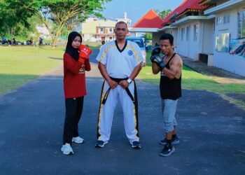 Tiga Atlet Savate Kabupaten Lingga Siap Berlaga di Kejurprov Savate Kepri 2026 di Batam.