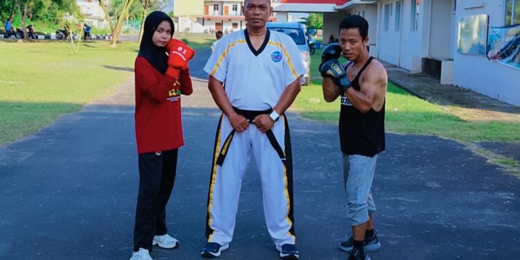 Tiga Atlet Savate Kabupaten Lingga Siap Berlaga di Kejurprov Savate Kepri 2026 di Batam.