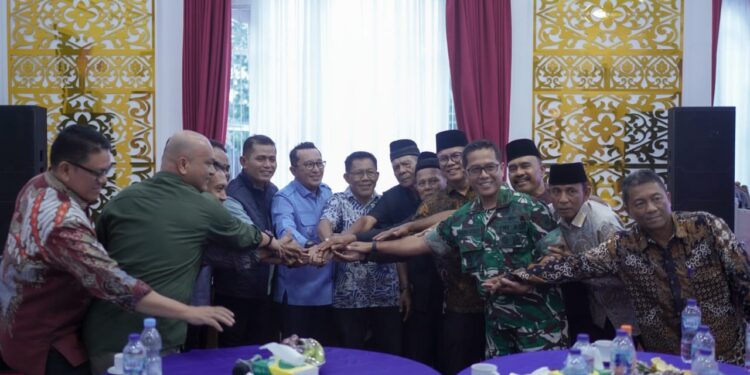Bupati Solok dan Bupati Tanah Datar Gelar Pertemuan Kedua, Sepakati Dukungan Pembangunan Batalyon TP 951