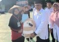 Melalui 𝙋𝙧𝙤𝙜𝙧𝙖𝙢 𝘽𝙚𝙧𝙗𝙖𝙜𝙞 𝙋𝙚𝙧𝙡𝙚𝙣𝙜𝙠𝙖𝙥𝙖𝙣 𝙎𝙚𝙠𝙤𝙡𝙖𝙝, Kemenag Sosel Bagikan 𝟭𝟮.𝟰𝟳𝟭 𝙠𝙚 𝙨𝙞𝙨𝙬𝙖 𝙈𝙖𝙙𝙧𝙖𝙨𝙖𝙝