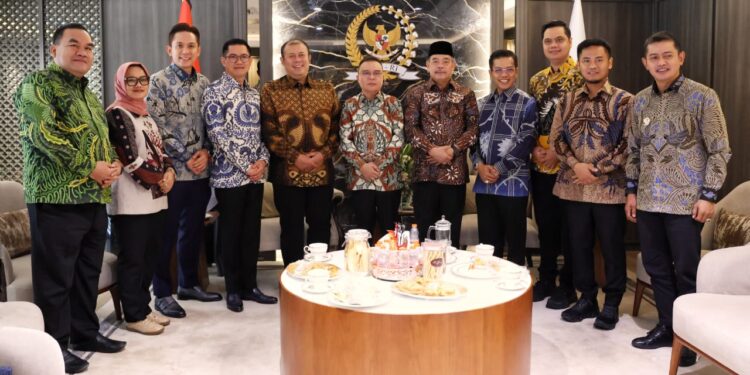 Bupati Solok Ikuti Audiensi APKASI Bersama Pimpinan DPR RI, Bahas Penguatan Hubungan Pemerintah Pusat dan Daerah
