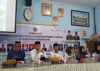 Kakankemenag Tanah Datar Memimpin Langsung Pembukaan Penilaian Kinerja Kepala Sekolah (PPKM) 4 Tahunan Se-kabupaten Tanah Datar