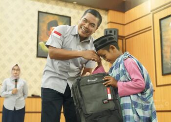 Senyum Anak-anak Warnai Khitanan Massal Bulan Bakti HUT ke-50 PT TIMAH di Kundur
